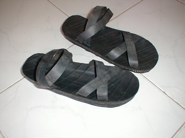 [Imagen: sandals1.jpg]